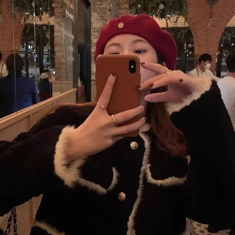 高品质羊羔绒气质穿搭上衣女小香风皮毛一体设计感加厚保暖短外套