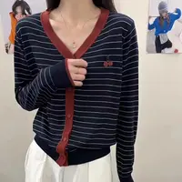 长袖拼接极简风刺绣毛针织开衫