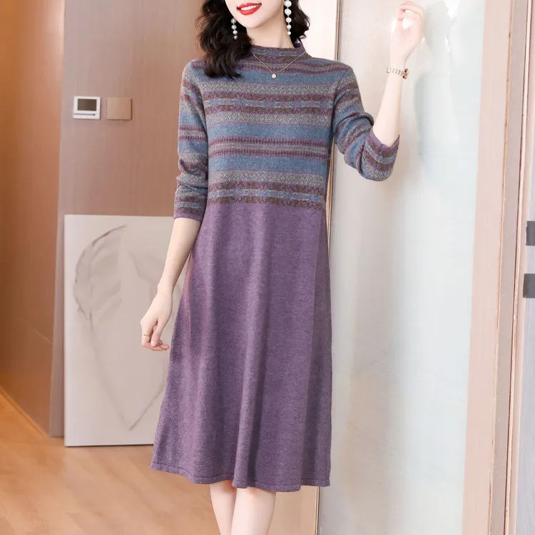 yys8326拼色针织连衣裙女2025秋冬新款宽松中长款印花毛衣打底裙