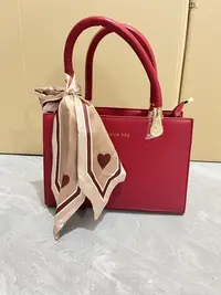 车缝线多口袋款欧美风防盗单肩包婚礼玫红链条包