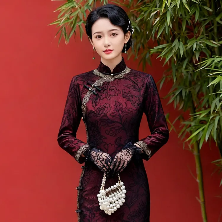 喜婆婆婚宴装2025新款平时可穿儿子结婚旗袍妈妈改良连衣裙秋冬天