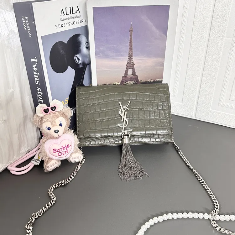 95新 YSL/圣罗兰 95新墨绿色小号鳄压纹流苏斜挎包