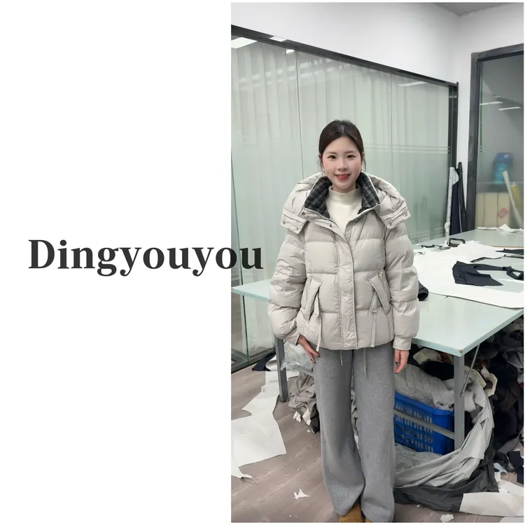 【丁有有原创】拆卸帽90%白鸭绒女士刺绣羽绒服冬季羽绒服潮流简约26015
