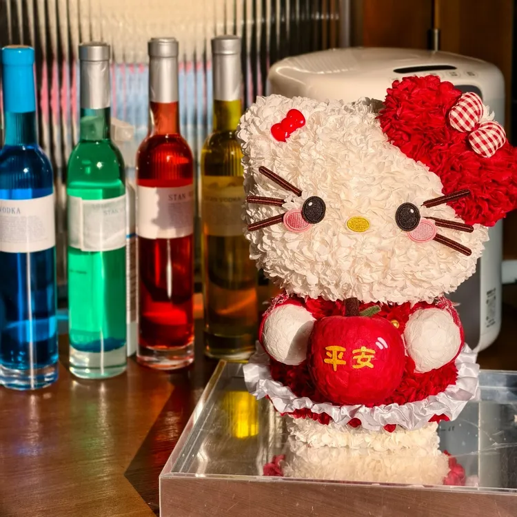 《LBDR》新年永生花礼盒抱永生花束hellokitty永生花可爱猫礼盒摆件