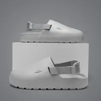 新款厚底EVA沙滩拖鞋防滑防臭外穿轻便踩屎感休闲凉拖现货批发