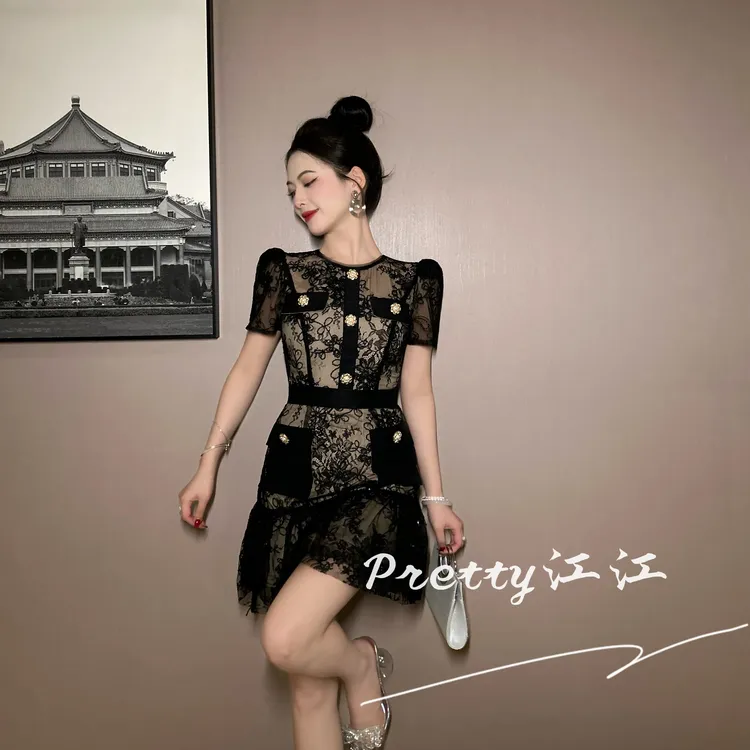 Pretty小众设计师品牌江江定制 修身显瘦收腰气质蕾丝连衣裙21808