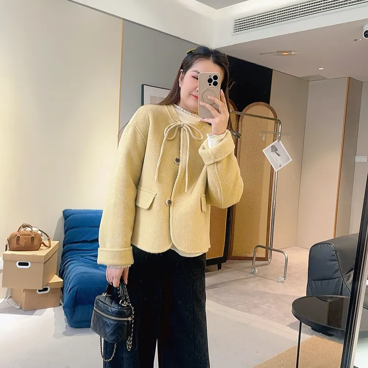 【欧加粒粒】圆领系带蝴蝶结双面羊毛短款大衣甜美气质 AM25103145