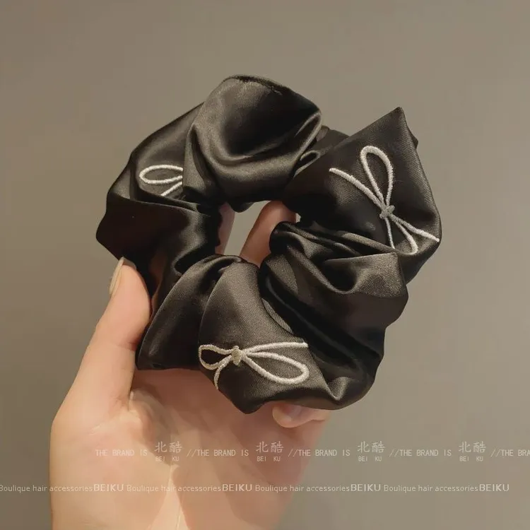温柔低马尾！气质高级感大肠圈！新款韩风刺绣蝴蝶结扎头发发圈