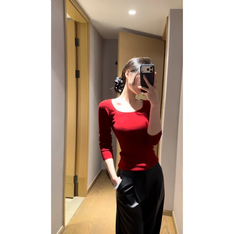 【显白到失语】羊毛方领修身打底衫上衣