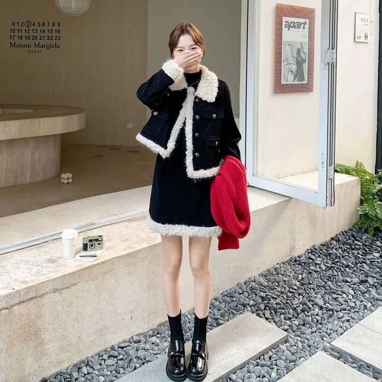 灯芯绒裙套装女秋冬毛毛加厚加绒外套冬季气质高腰半身短裙两件套