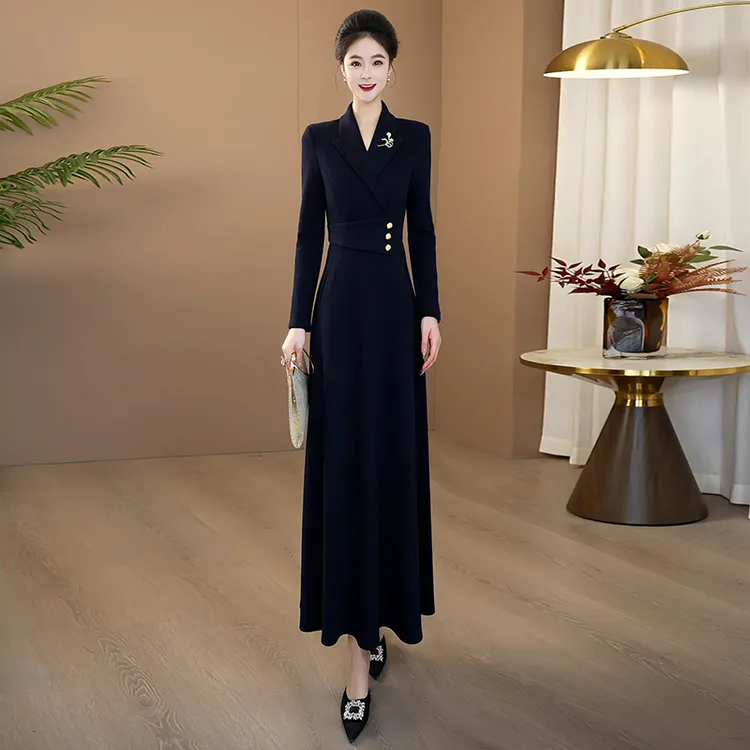 高端优雅时尚V领气质连衣裙2025秋冬新款显瘦收腰大摆裙子223