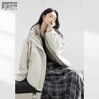 对白复古花苞廓形短外套女2025冬季新款高级感仿兔毛内里环保皮草