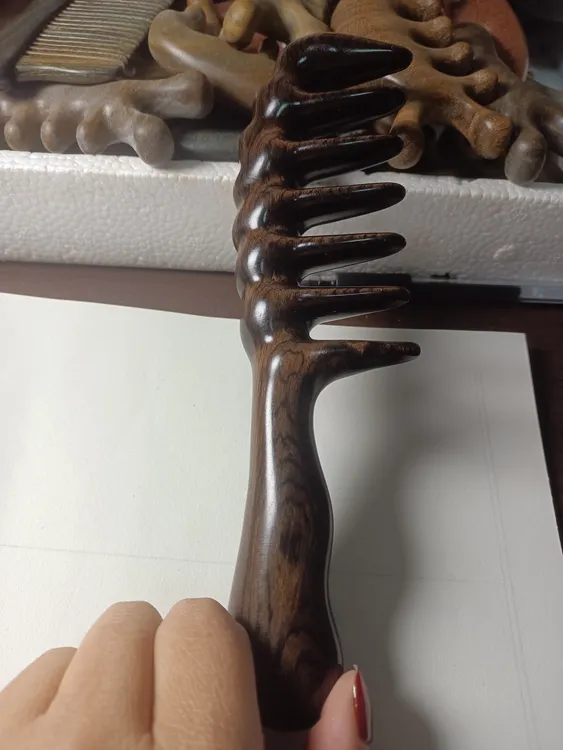 千年乌木紫光檀大龙骨梳