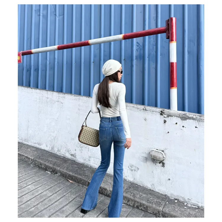 ADI爱典 紧身微喇牛仔裤 秋冬加绒磨毛简约线条高腰显腿长静奢风