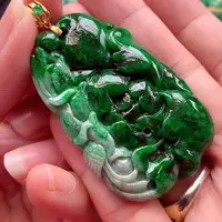 翡翠18K金镶嵌颈饰翡翠