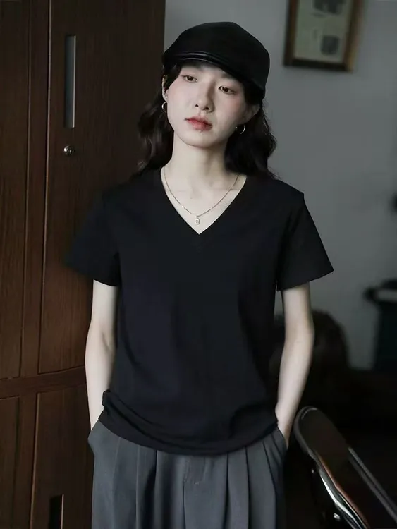 V领大版莱赛尔休闲减龄百搭
