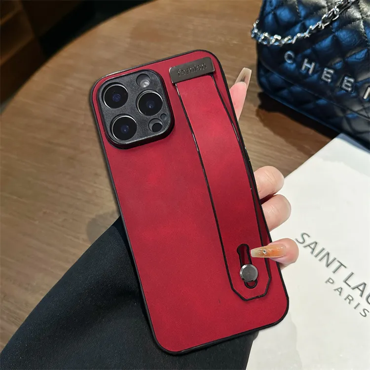 适用苹果17手机壳iphone15promax新年红16腕带14plus支架13皮质11