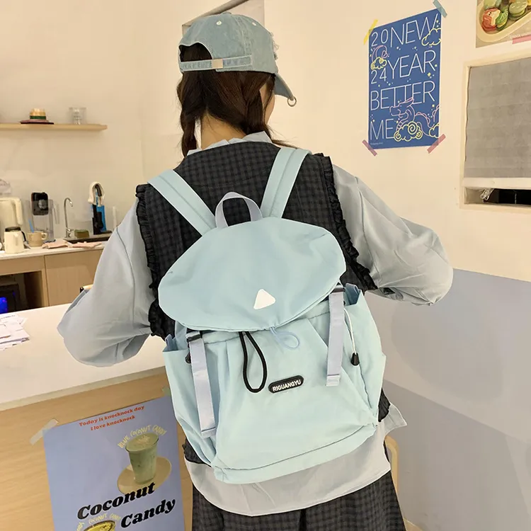 新款多功能大容量背包高颜值轻便旅行书包背包校园风双肩背包