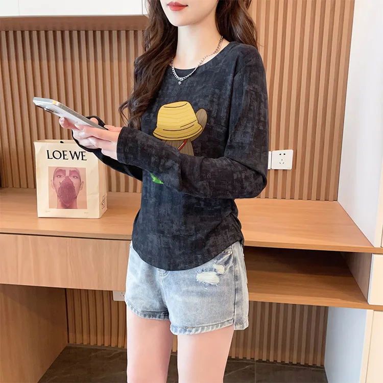 网红卡通减龄长袖T恤女2025秋季爆款复古潮流扎染设计感打底衫ins