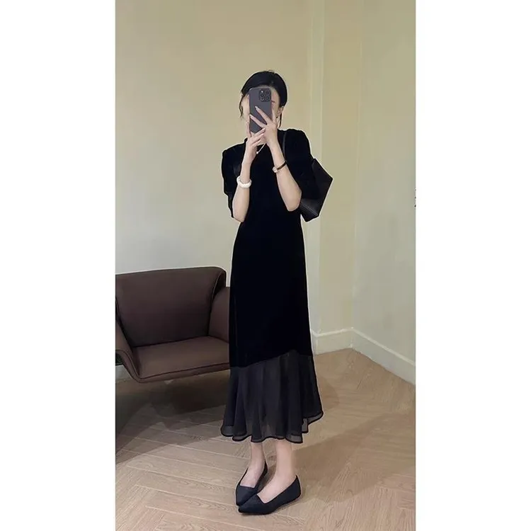 高级氛围感钓系约会裙女早秋2024新款收腰遮肉网纱拼接绝美连衣裙