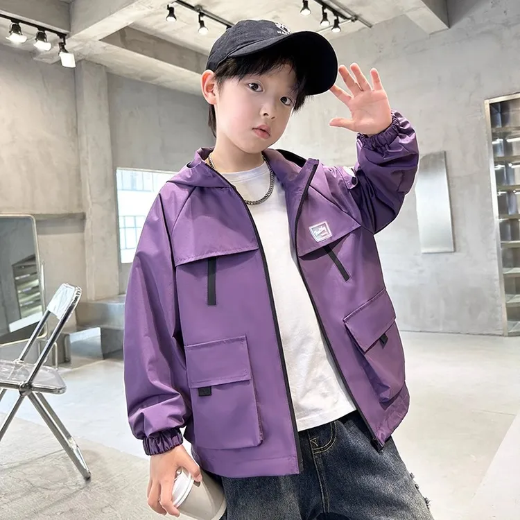 男童外套春秋款2025新款洋气中大儿童春装风衣冲锋衣秋季男童上衣