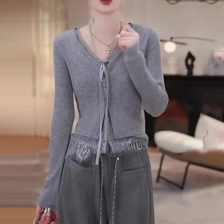 灰色假两件蕾丝针织衫女2025年秋季新款拼接开衫修身显瘦长袖上衣