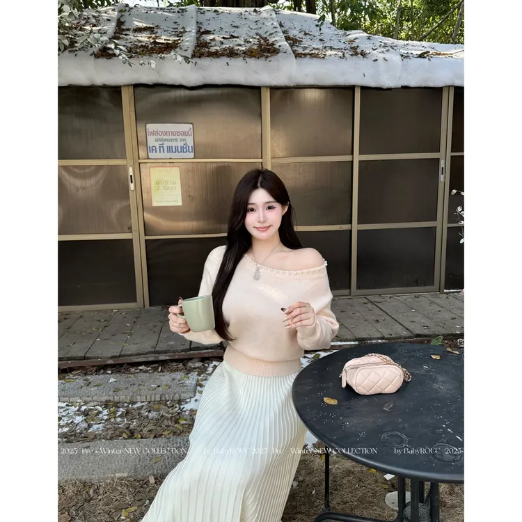 【草莓白巧】温与柔 一眼沦陷的淡水粉珍珠上衣！一衣多穿法式毛衣