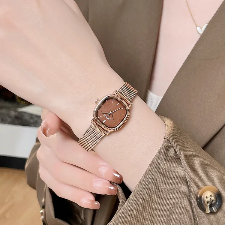 聚利时复古女表高颜值小巧钢带气质手表女2025年新款石英表腕表