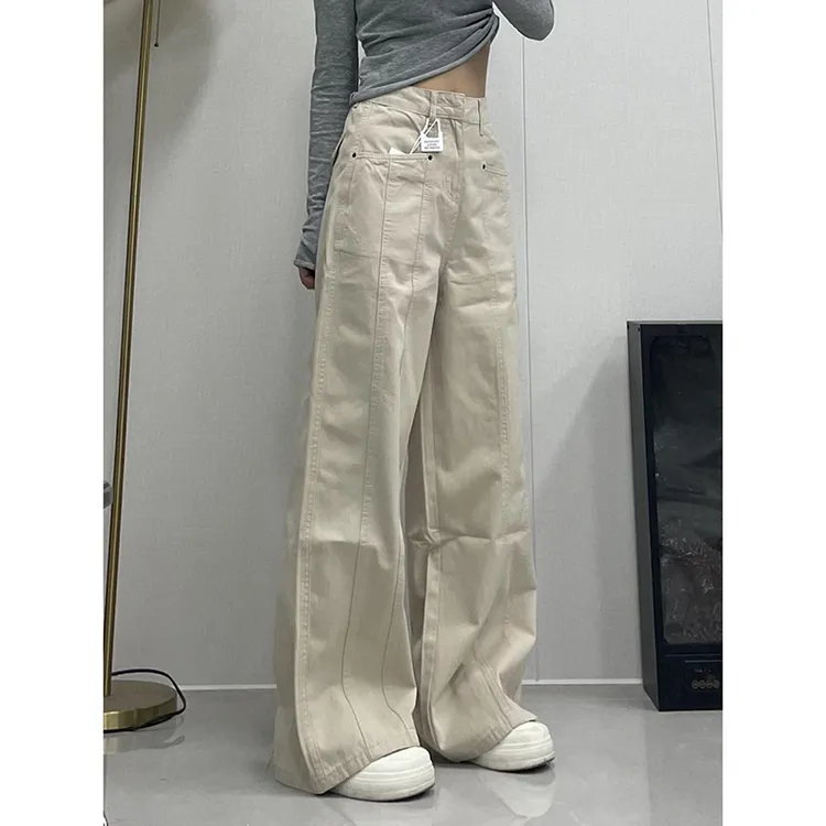 大码美式设计感米杏色微喇牛仔裤女春季显瘦通勤百搭拖地工装裤子