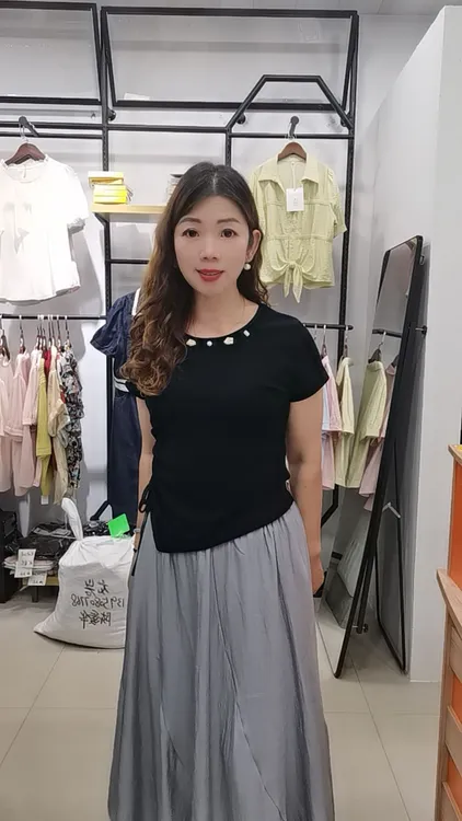 夏季新款时尚气质收腰显瘦短袖T恤搭配百搭半身裙套装
