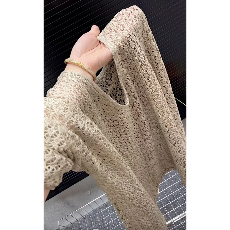 今年流行穿搭2025夏季新款温柔风镂空毛针织衫通勤春秋长袖上衣