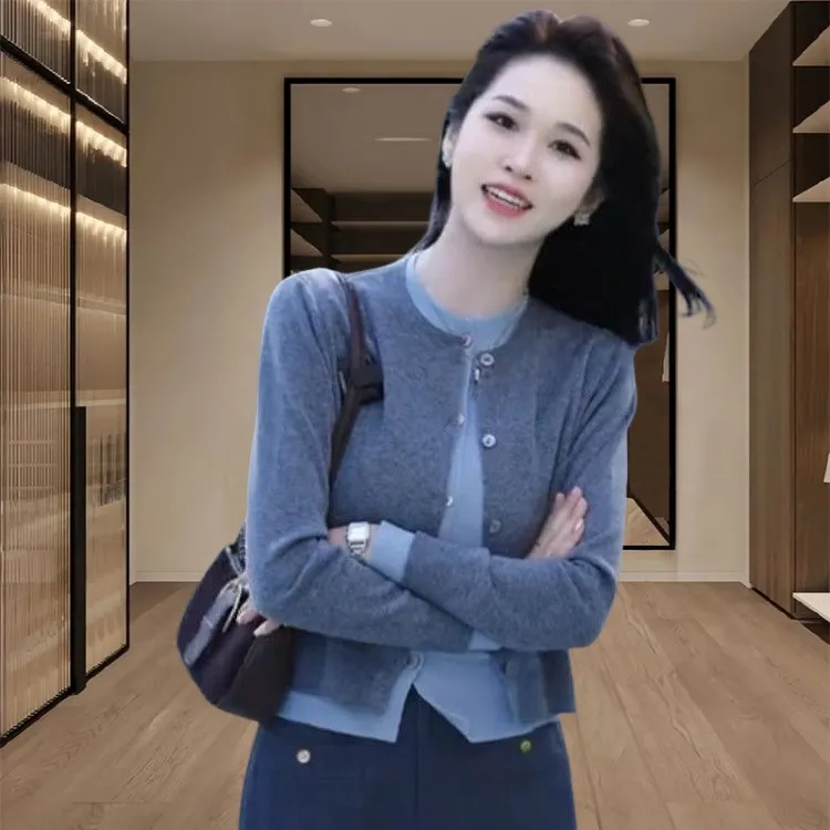 韩系氛围感早秋穿搭2025春秋季新款女士假两件设计感针织长袖上衣