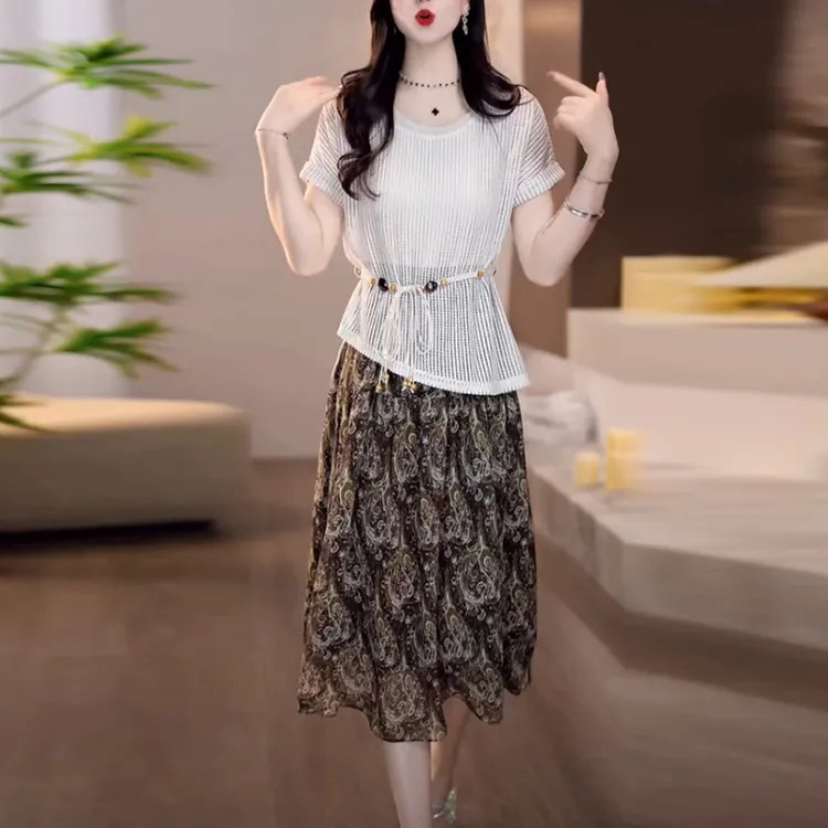 乔其丝轻奢女装2025夏季新款时尚气质显瘦洋气拼接假两件连衣裙子