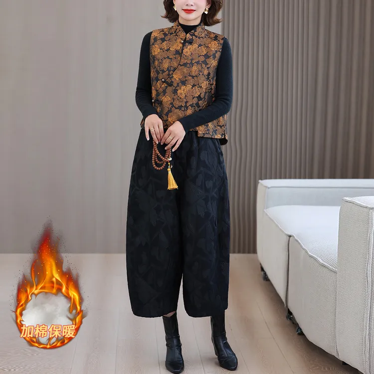 浮雕夹棉马甲套装女秋冬妈妈时髦洋气坎肩外套加厚花苞裤子两件套