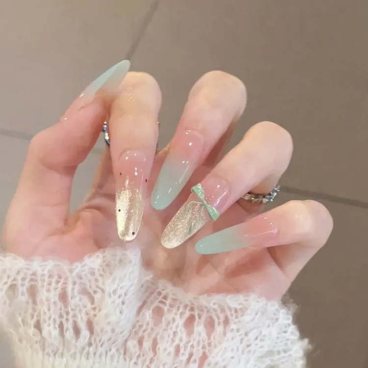 纯欲初恋】ins纯手工穿戴甲显白温柔新款高级感爆闪法式可拆卸美甲