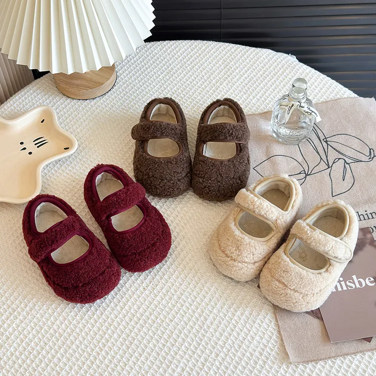 女童毛毛鞋冬季加绒玛丽珍鞋儿童软底魔术贴外穿棉鞋森系公主鞋71