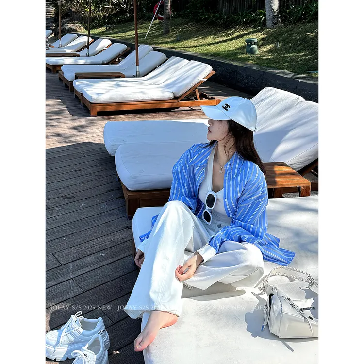 【 CHASING LIGHT】“漫步西海岸”通勤撞色条纹衬衫 宽松扩版 C1503