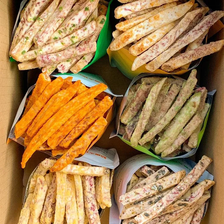 荔浦芋头条蟹黄味香葱咸蛋黄海苔味休闲小吃酥脆香芋条低脂零食