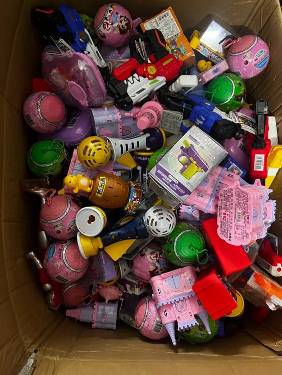 商超库存玩具，微瑕，个别落尘，介意勿拍，没有售后。