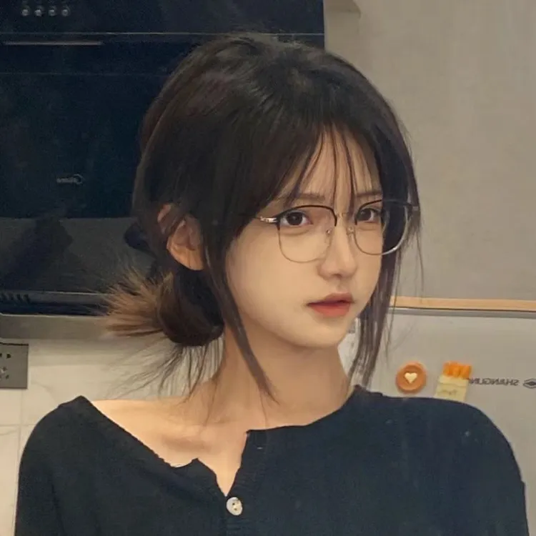 素颜文雅知性半框近视眼镜可配度数学生不挑脸型防蓝光斯文平光镜