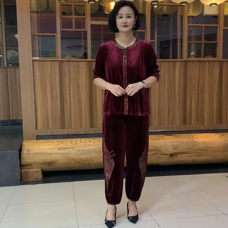 秋季新款气质复古时尚休闲大码中老年妈妈装