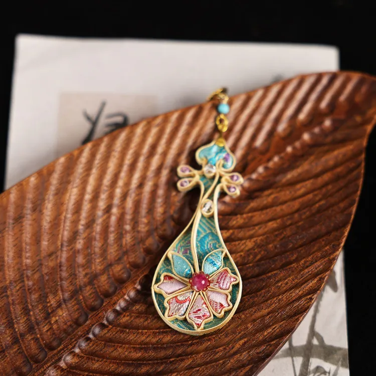 非金属布艺吊坠 y0075饰品非遗手工盘扣新中式国风国潮风琵琶压襟