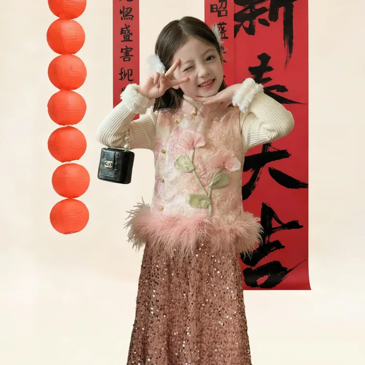 女童新中式马甲套装2025冬季儿童甜美花朵夹棉上衣过年拜年衣服