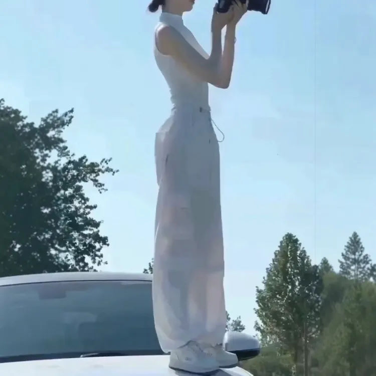 中年人女装2025夏季新款美式高街无袖打底衫休闲工装裤v潮两件套