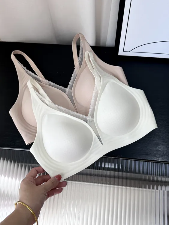 娇慕诗法式固定杯无痕亲肤内衣女舒适夏季无钢圈大小胸可穿文胸