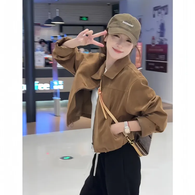 棕色短款翻领外套秋款女2025年爆款百搭风衣长袖宽松休闲夹克上衣