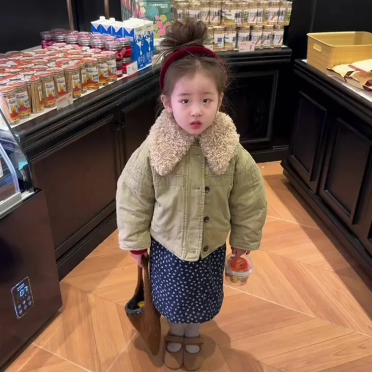 壹妈童装女童时尚套装秋季新款洋气儿童卡其色夹棉外套碎花半身裙