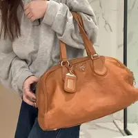 95新 Prada/普拉达 【蕾】76 0138 奶茶色手提单肩包