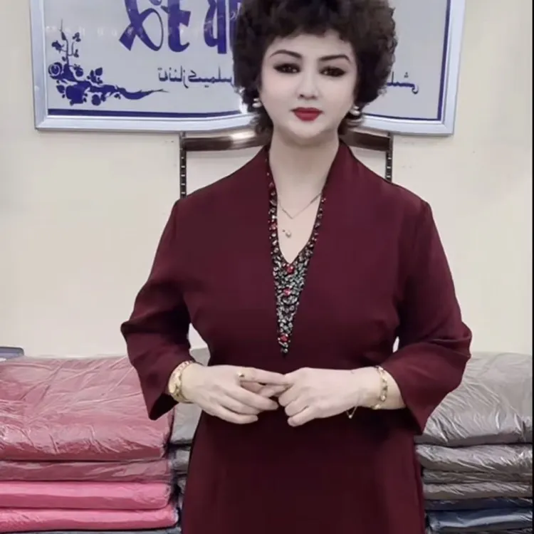 新款时尚网红大妈女装连衣裙