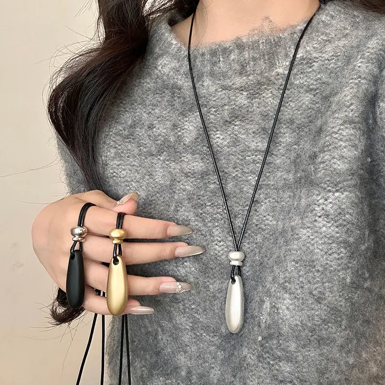铜皮质项链 小众设计极简水滴吊坠长款项链女秋冬高级气质毛衣链